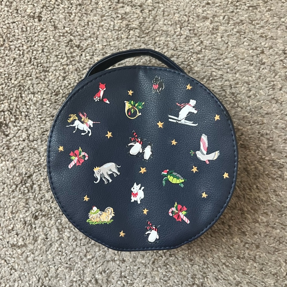 Vera Bradley Navy Holiday Round Cosmetic